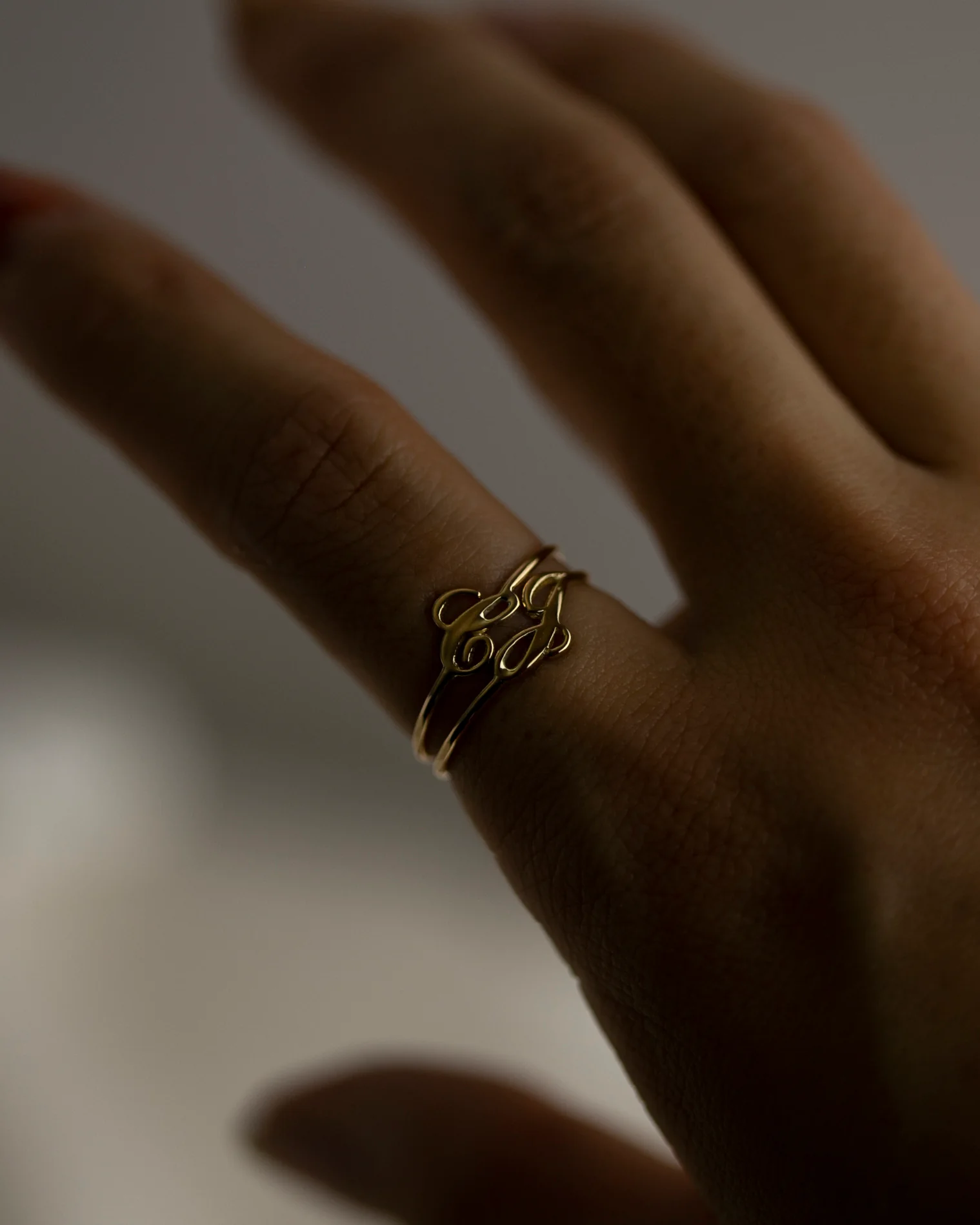 14k Cursive Letter Ring - Image 11