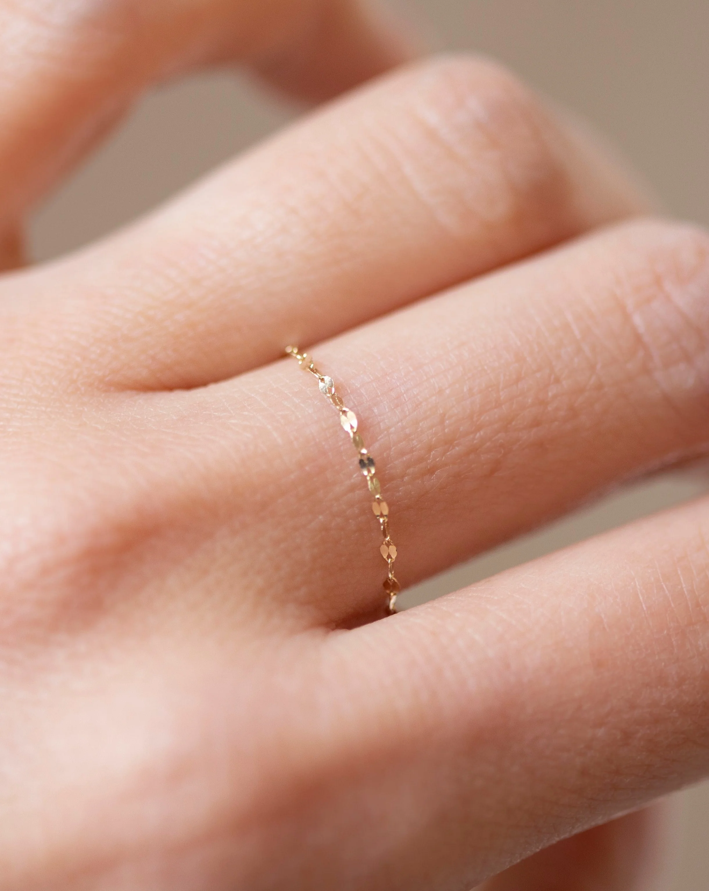 14k Dainty Dapped Chain Ring - Image 2