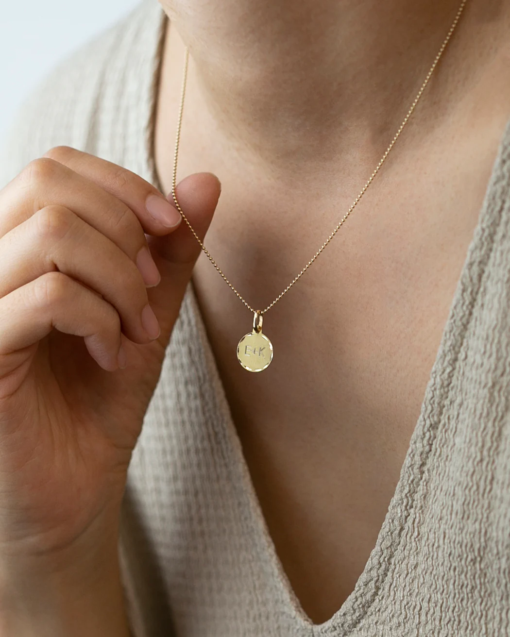 14K Disc Necklace - Image 4