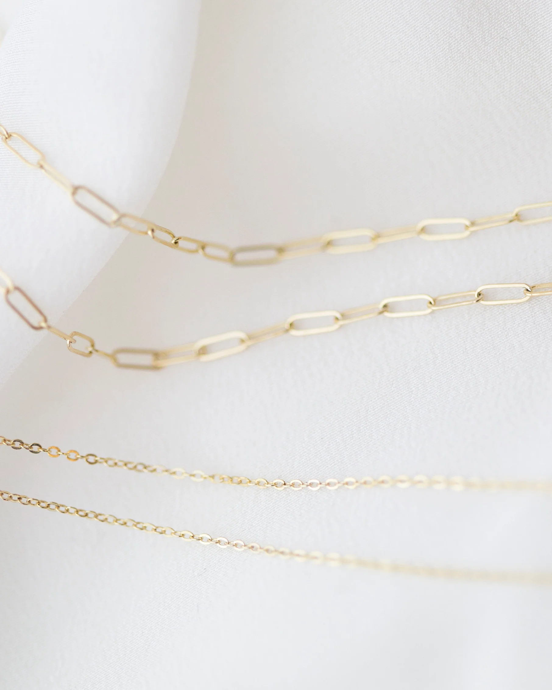 14K Virgin Mary Necklace - Image 9