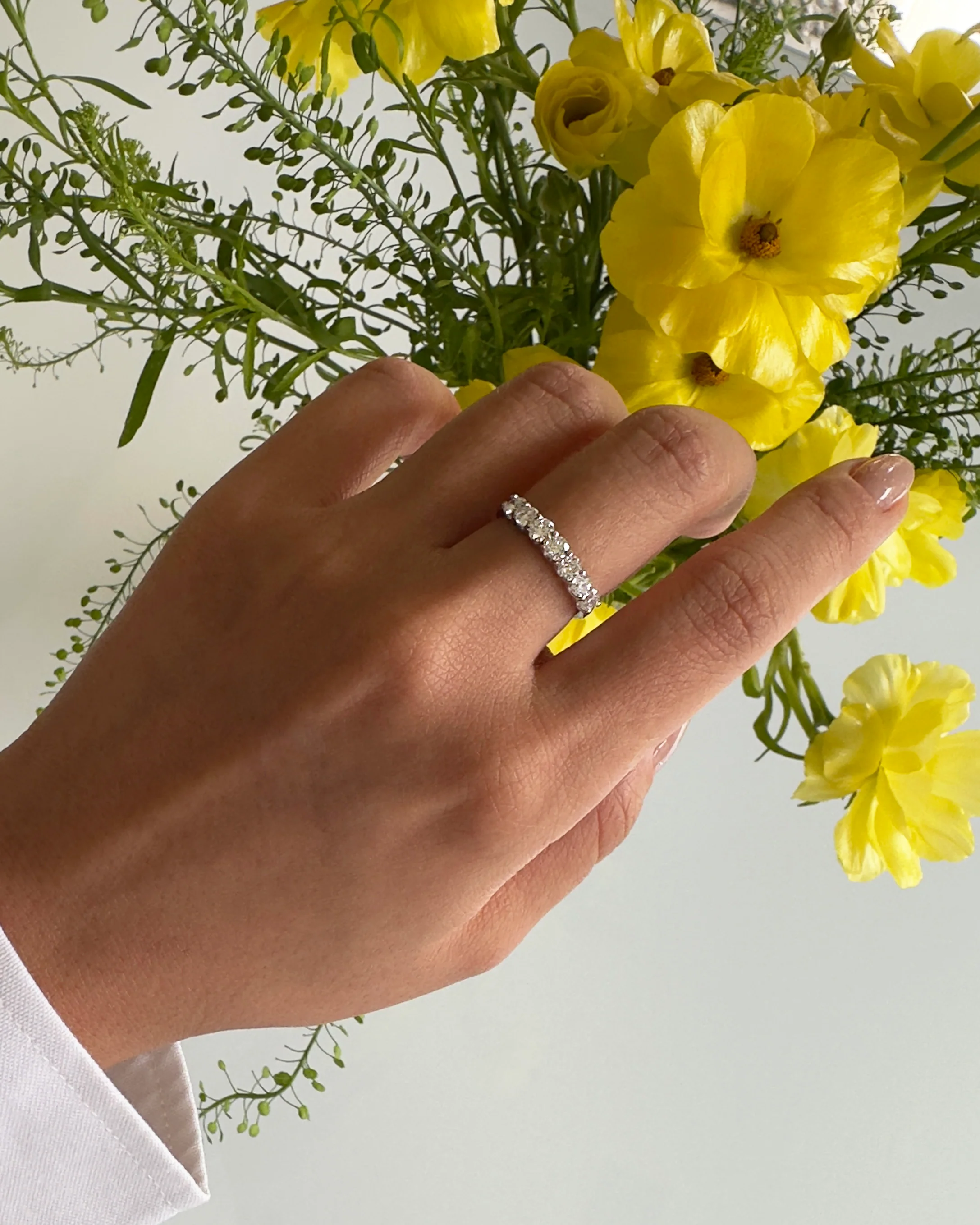 7 Stone Diamond Ring - Image 3