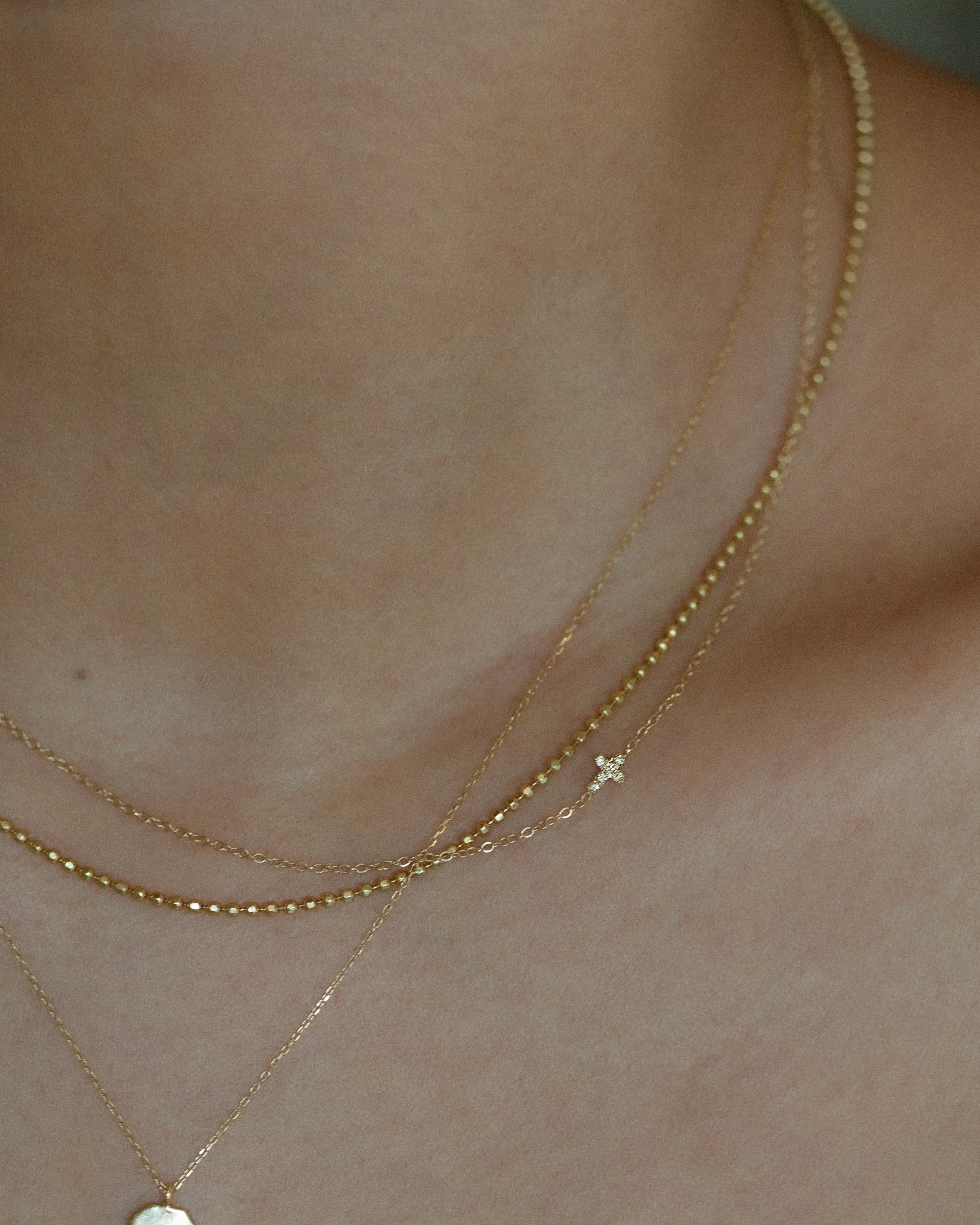 Asymmetrical Diamond cross necklace - Image 4