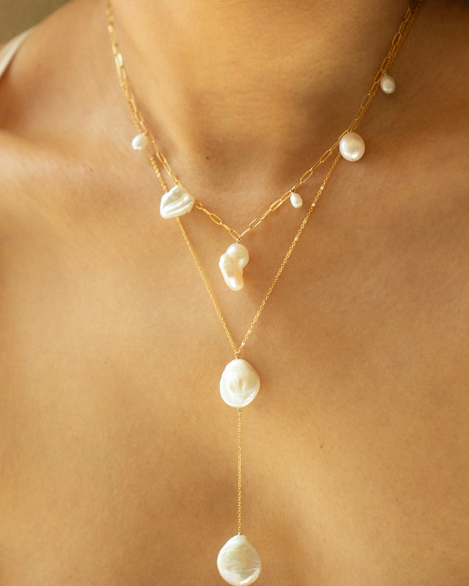 Baroque Pearl Dangle Necklace - Image 4