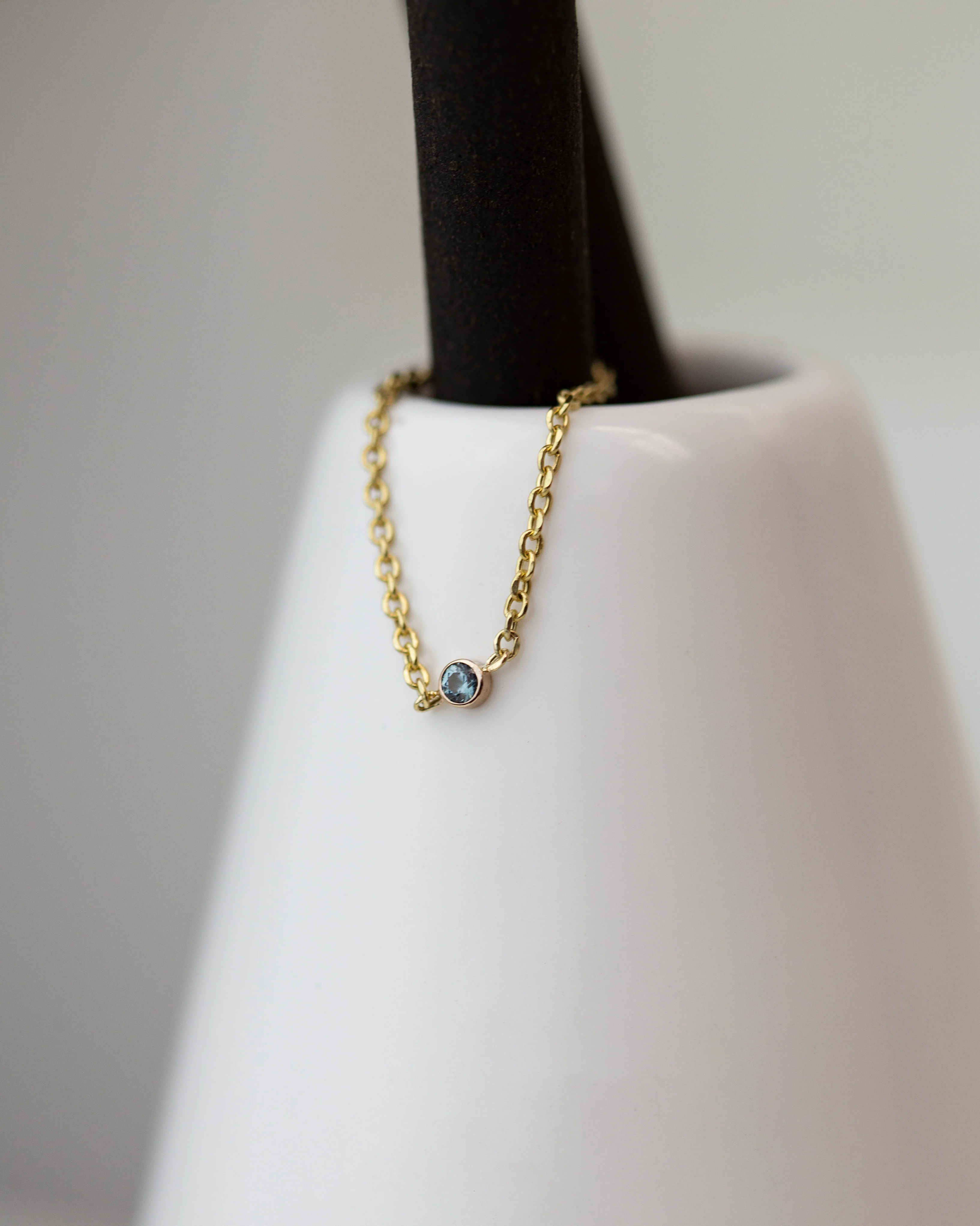 14k Gold Birthstone Chain Ring - Image 7