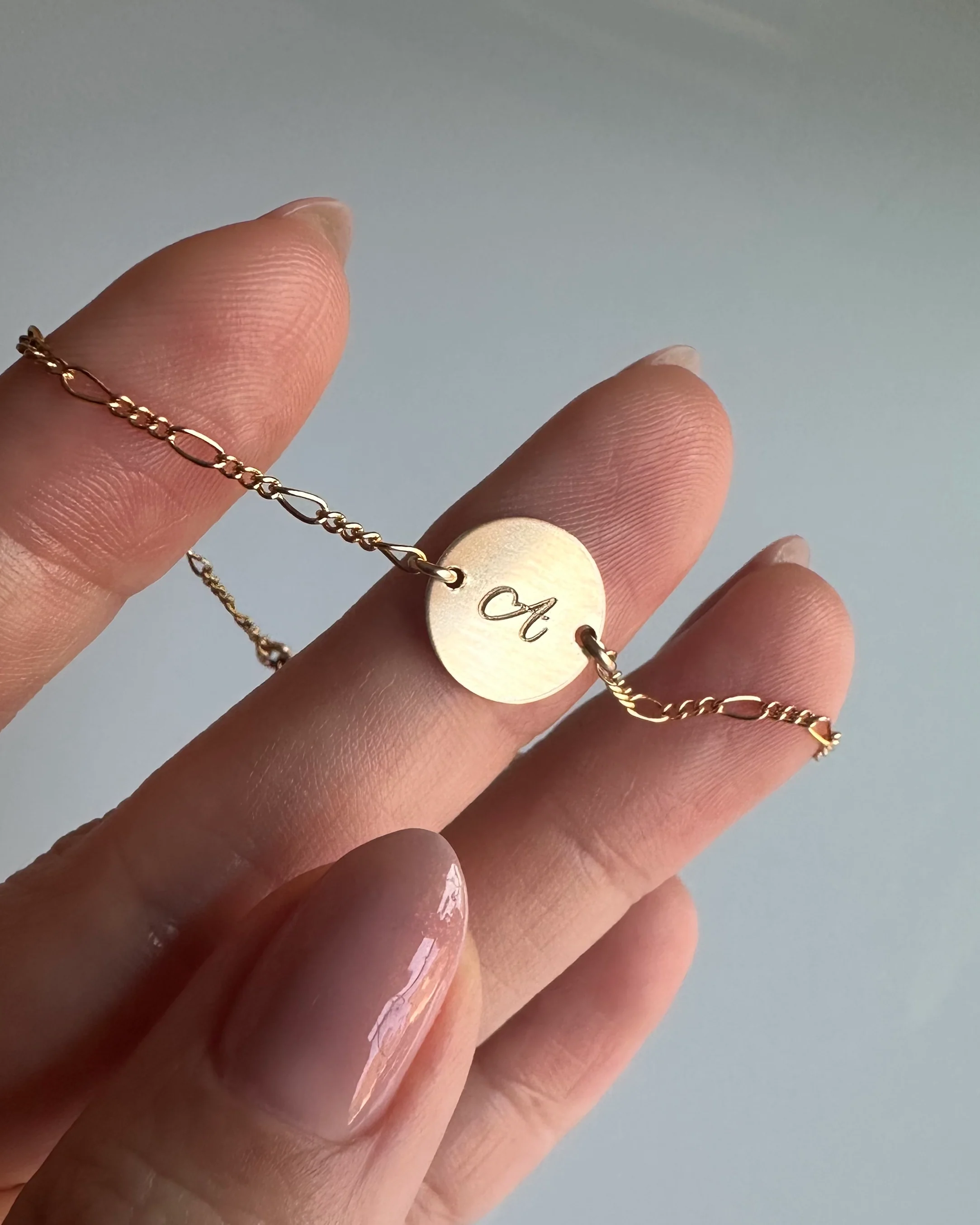Dainty Initial Circle Tag Bracelet - Image 4