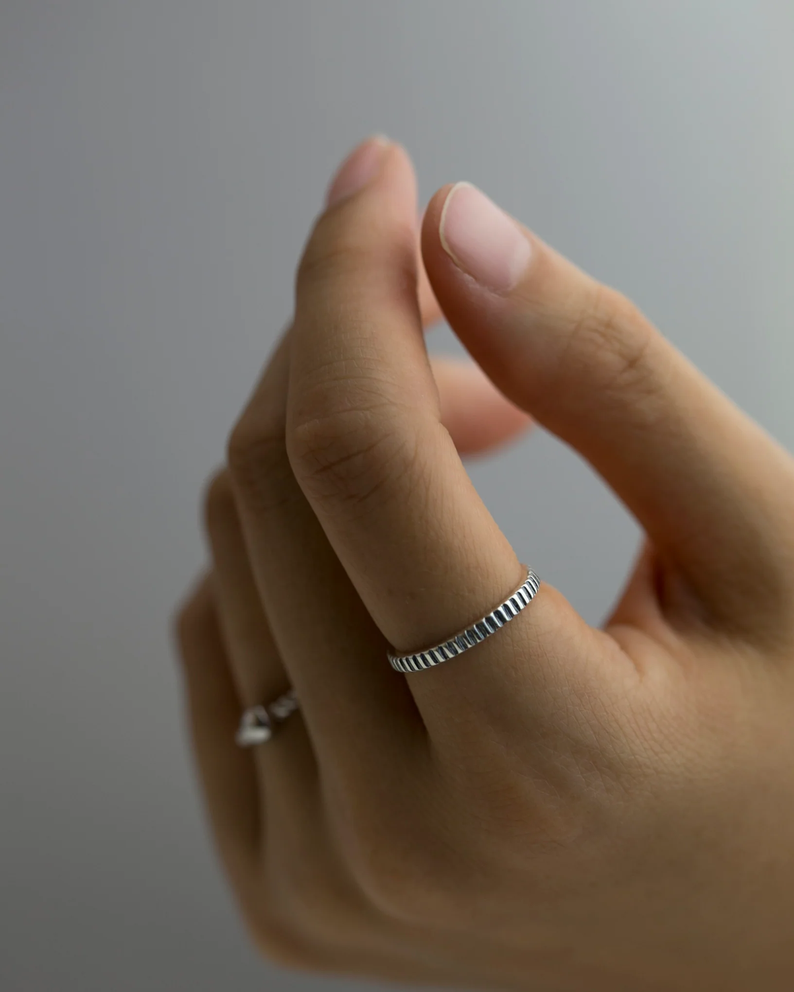 Lined Ring - Image 8