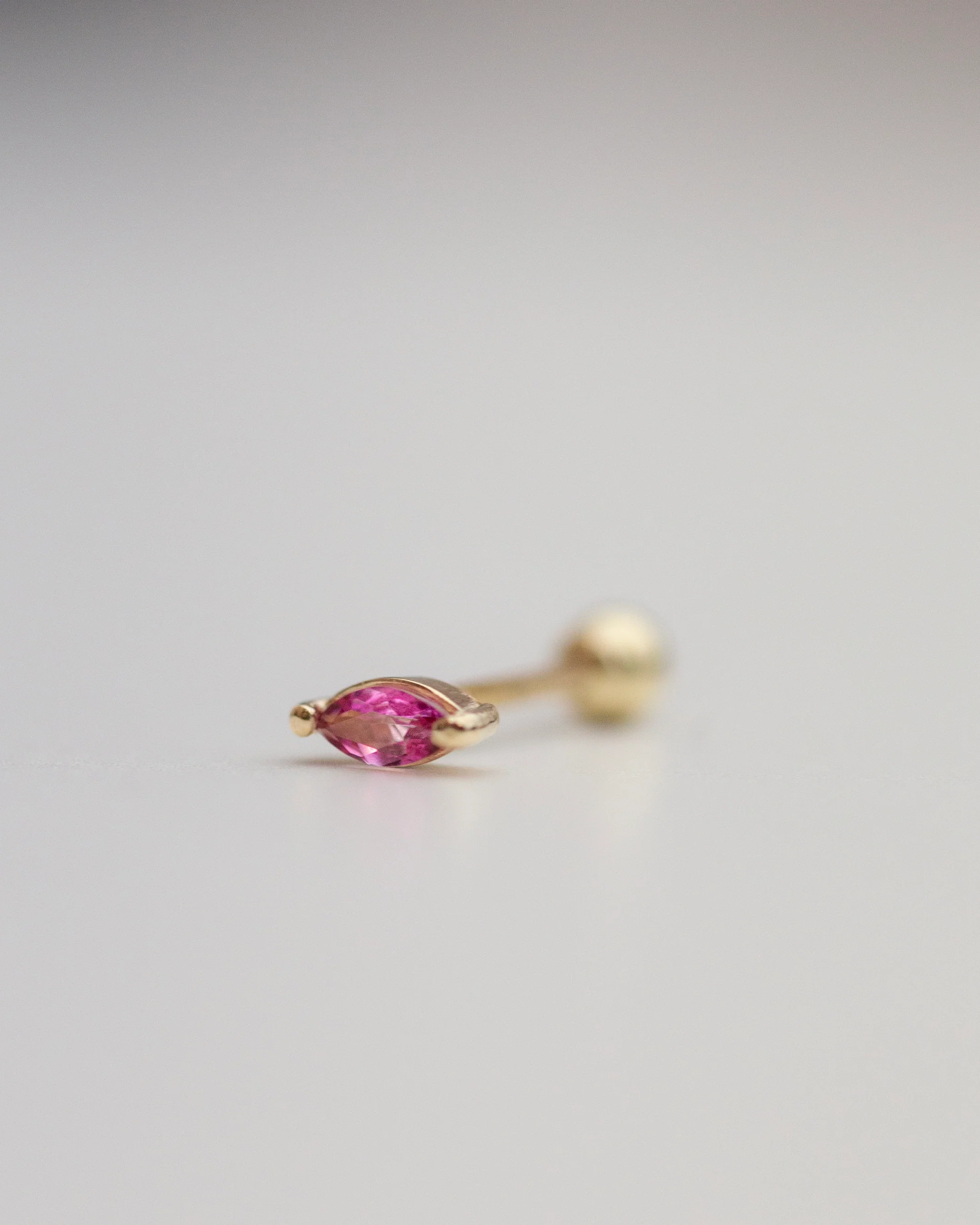Marquise stud with ball screw backing - Image 5