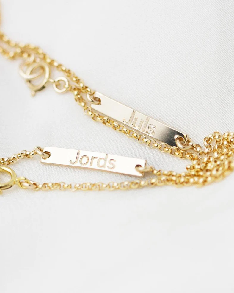 Mini Skinny Name Bracelet - Image 3