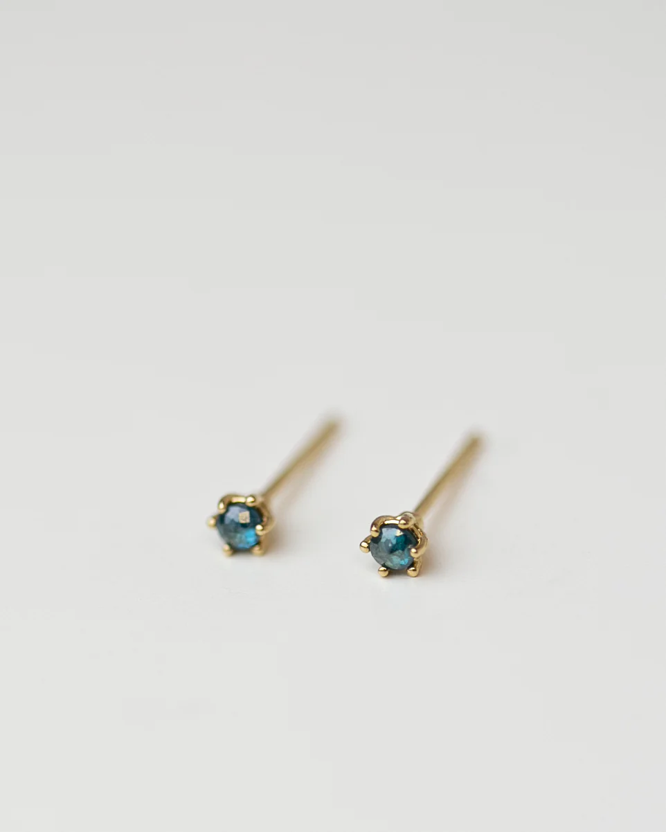 14k Rough Cut Diamond Solitaire Stud Earrings - Image 4