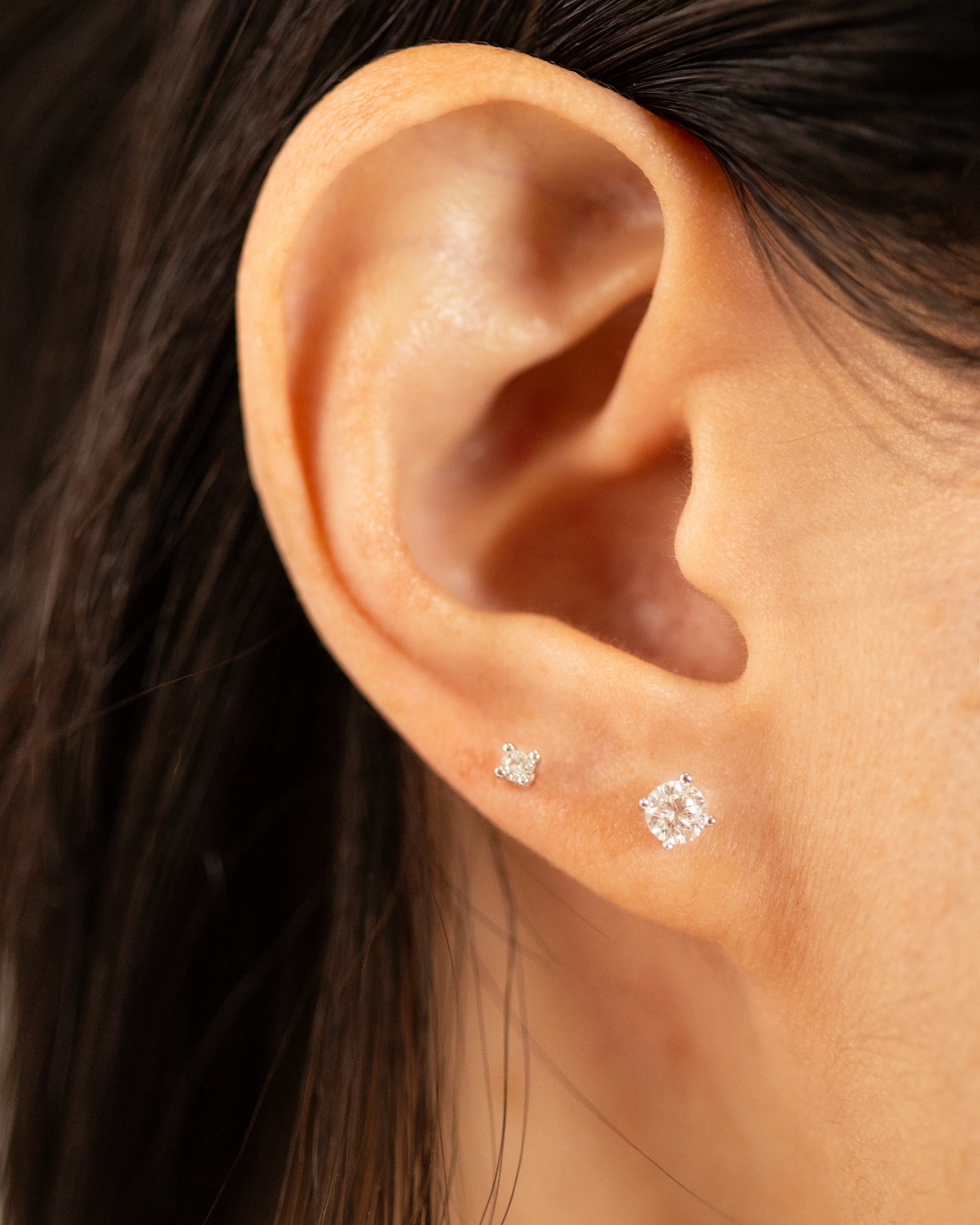 Silver Lab Diamond Stud Earrings - Image 4