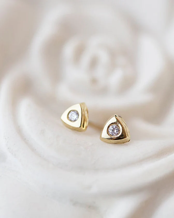 14k Triangle button Earrings - Image 6
